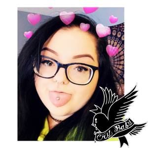 Meet your Posher, Karissa